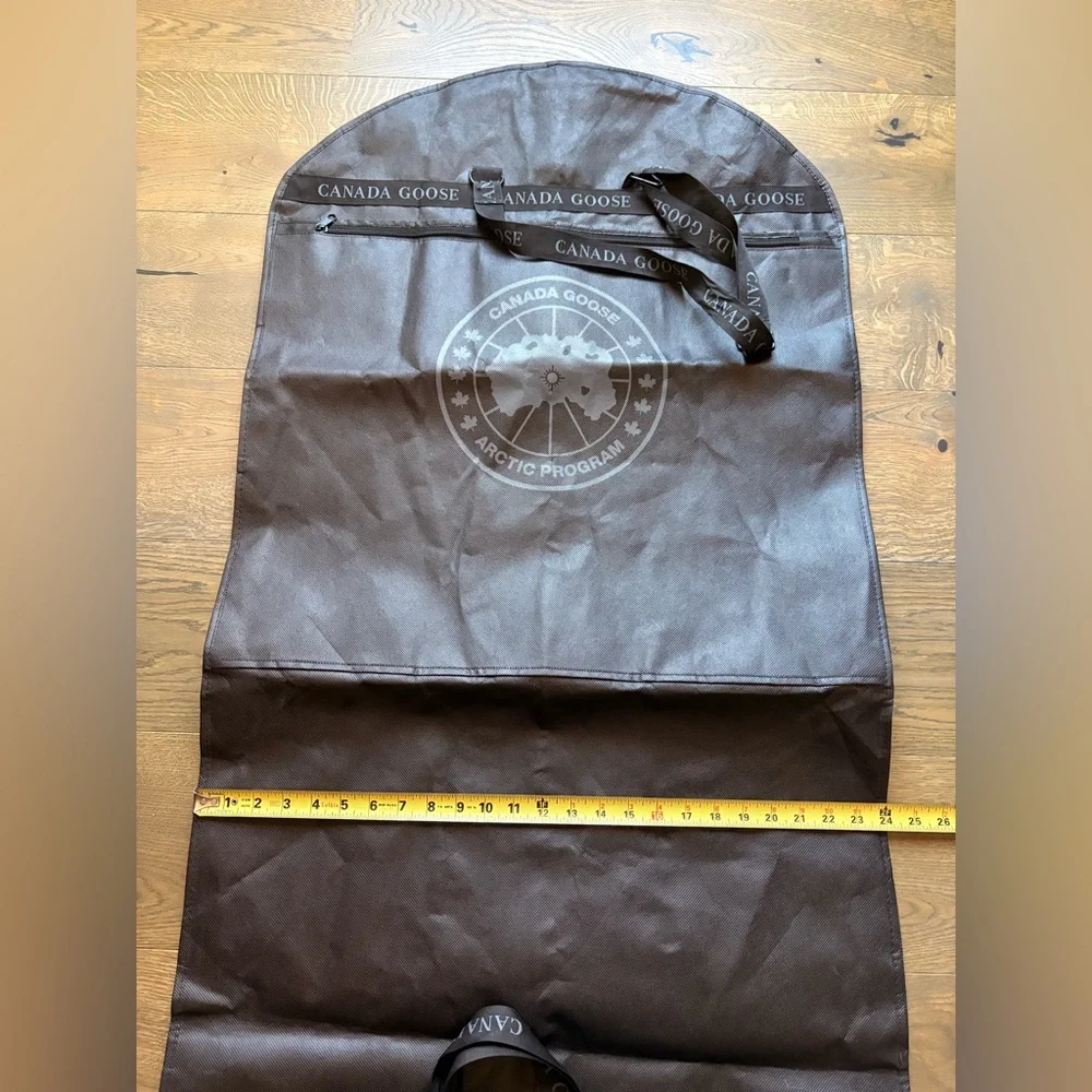 Canada Goose Travel Garment Bag With Logo Adjustable Straps / Warranty Card